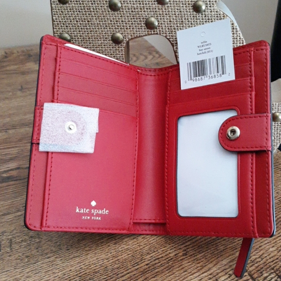 Kate Spade New York Tellie Wallet - Picture 4 of 8